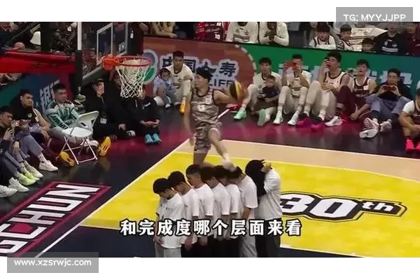 初中高中生比赛中胯下换手空接技术震撼全场简直难以置信 初中高中生比赛中胯下换手空接技术震撼全场简直难以置信
